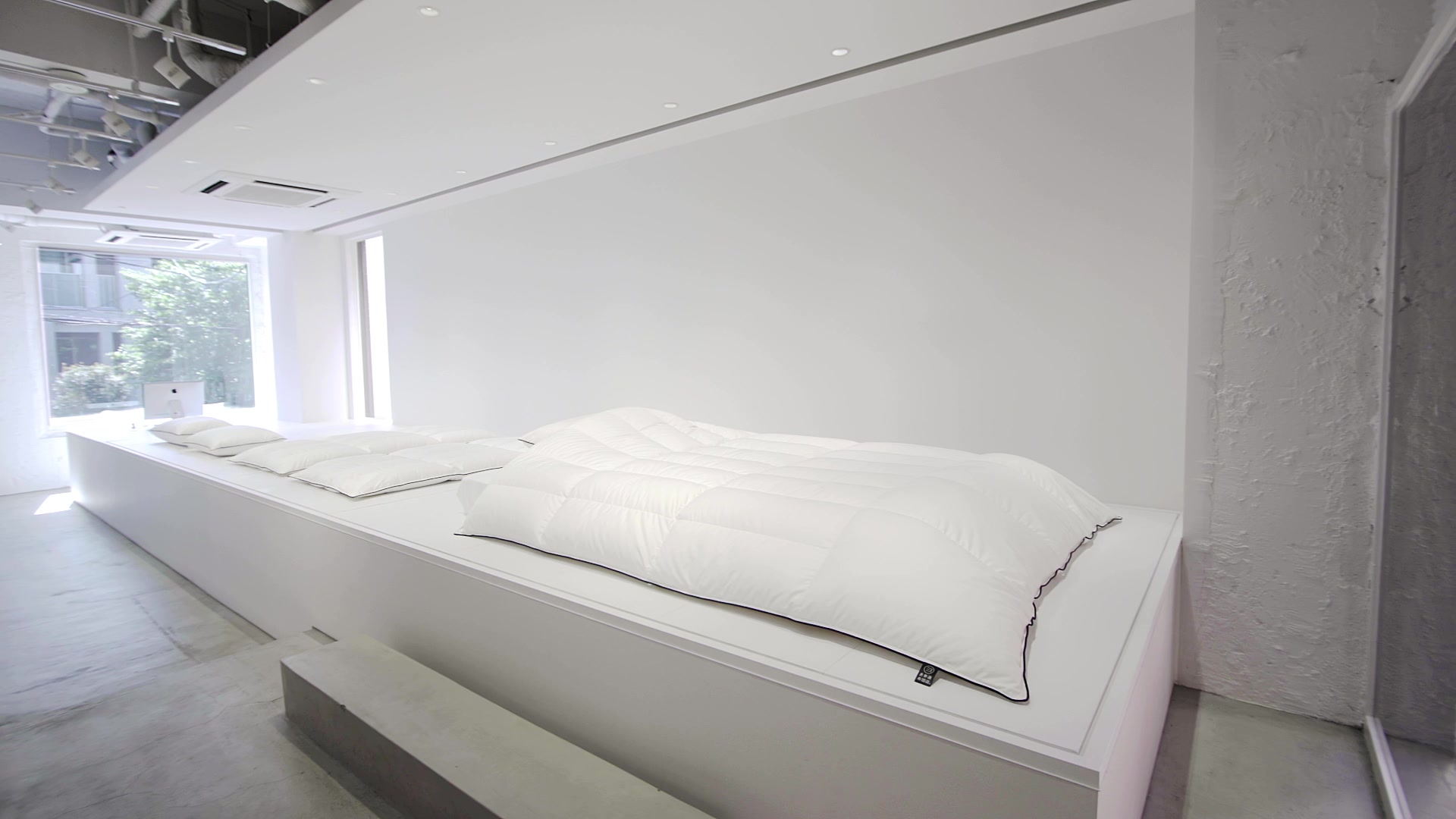 表参道布団店の洗練された空間